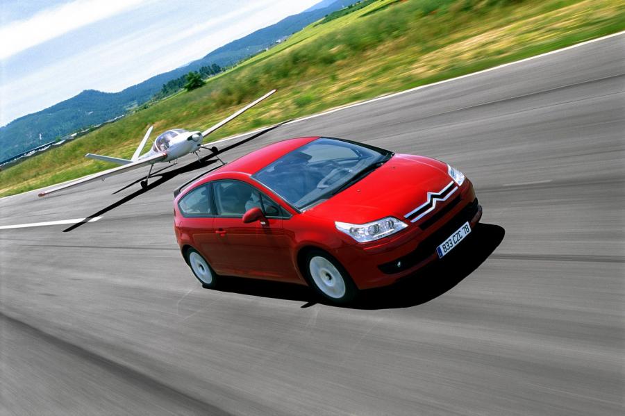  Citroen C4 2005 года  (фото 36 из 150)